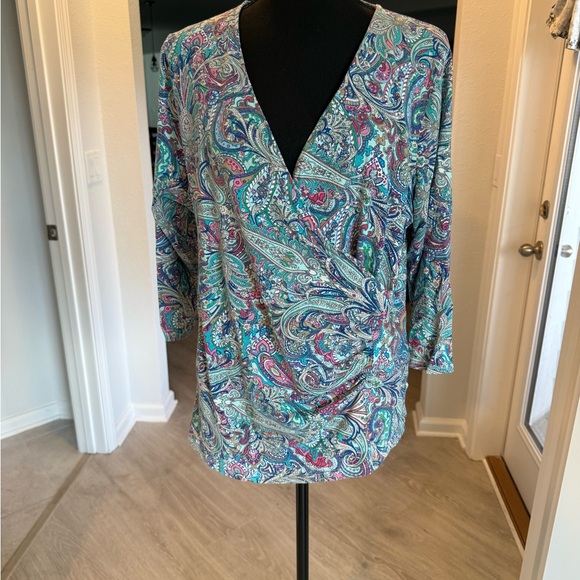 Women's Paisley V-Neck Top - Picture 2 of 7